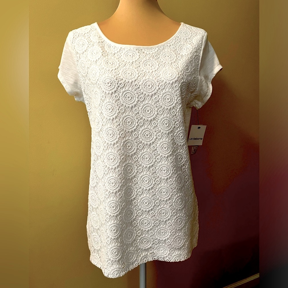 Liz Claiborne white lace front top, size Large
